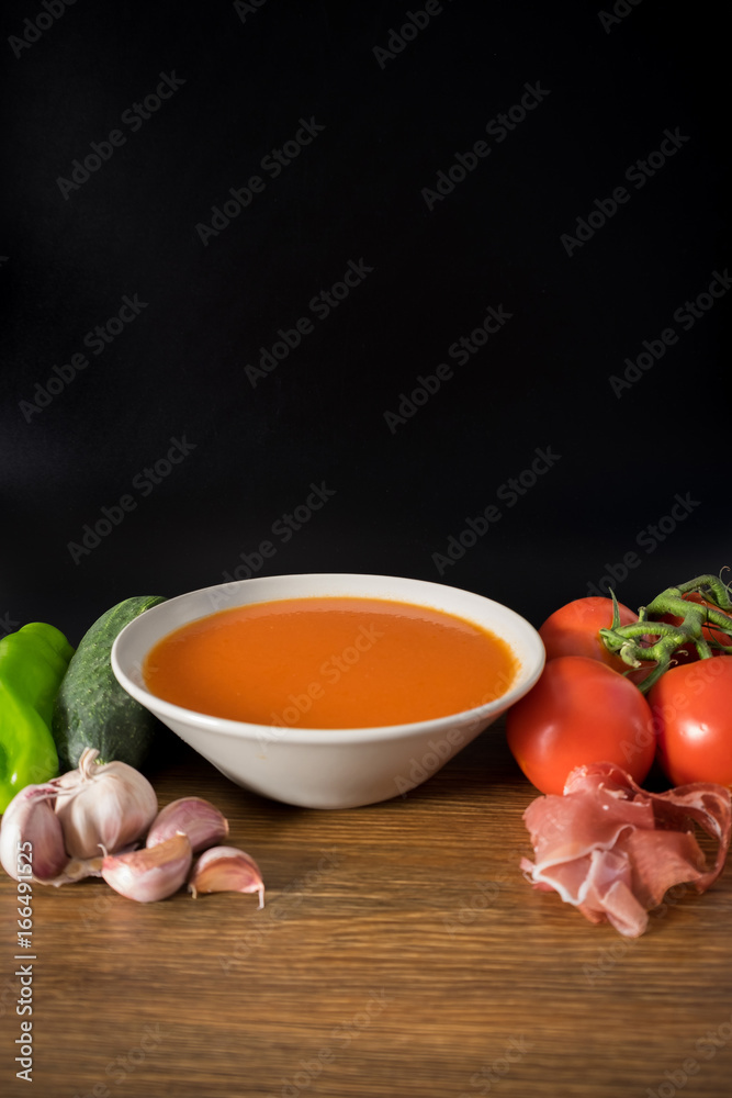 Gazpacho saludable para beber fresco en verano Gazpacho saludable para beber fresco en verano