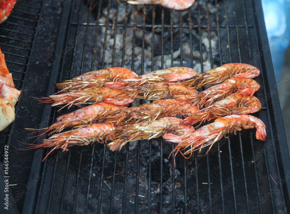 shrimp on the grill