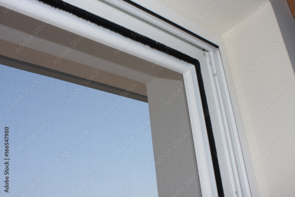  installing pvc window in house