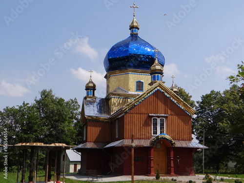 Dorfkirche bei Nahujewytschi, Ukraine