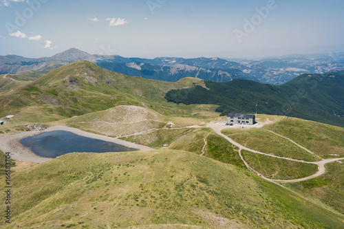 Lago Scaffaiolo e Rifugio Duca degli Abruzzi photo