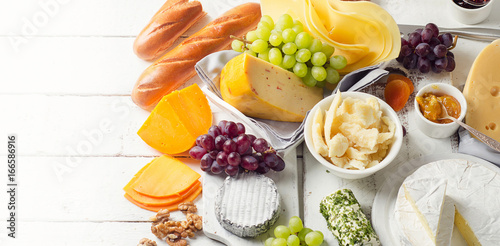Cheese plate served with grapes