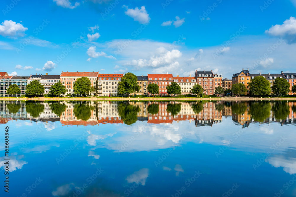 Fototapeta premium Houses along river in Downtown District of Copenhagen Denmark