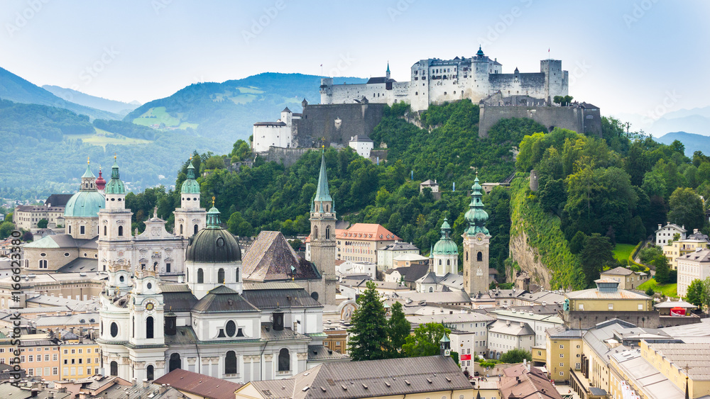 Obraz premium Salzburg latem