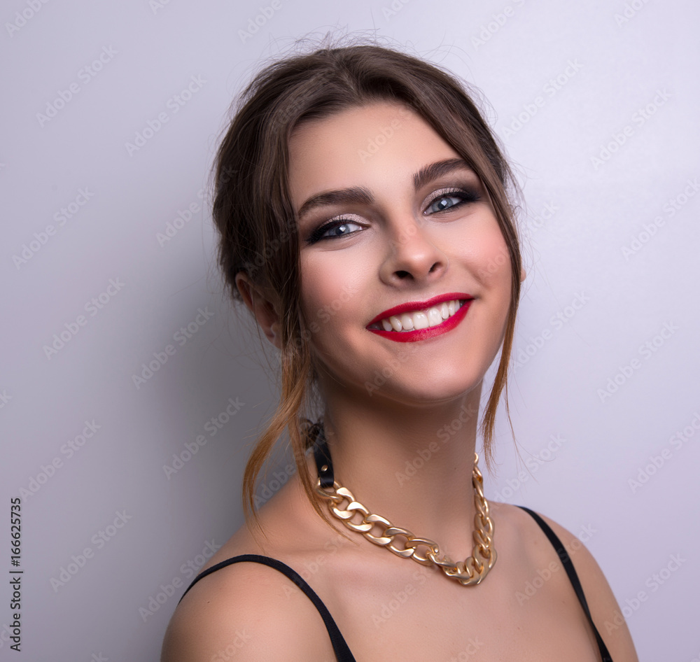 Fashionable portrait of a girl model. Fashion, accessories, evening makeup. Fashionable portrait of a girl model. Fashion, accessories, evening makeup.