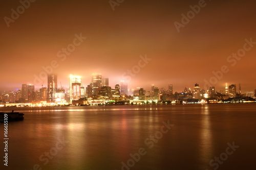 Beautiful New York City skyline at night © kavisimi