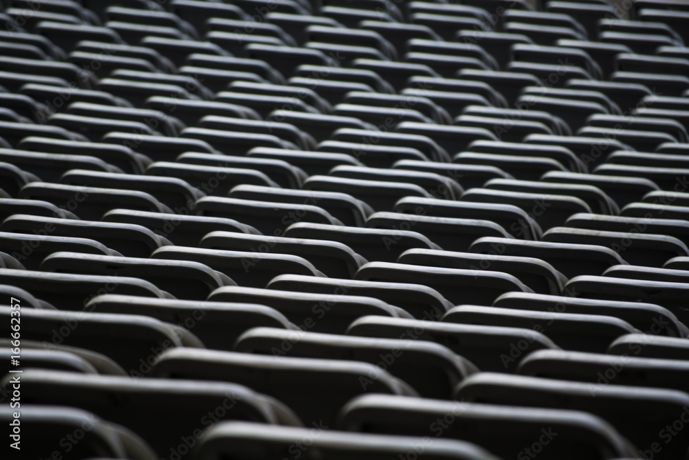 Leere Tribünensitze