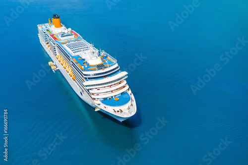Cruise ship in the blue sea © watman