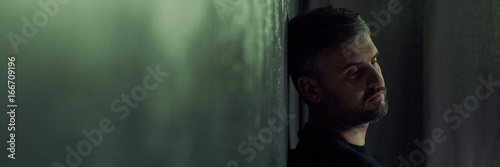 Fotografi Man having mental breakdown