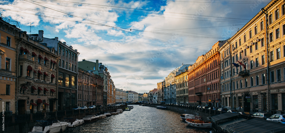 Naklejka premium Panoramic photo of canal, river of St. Petersburg