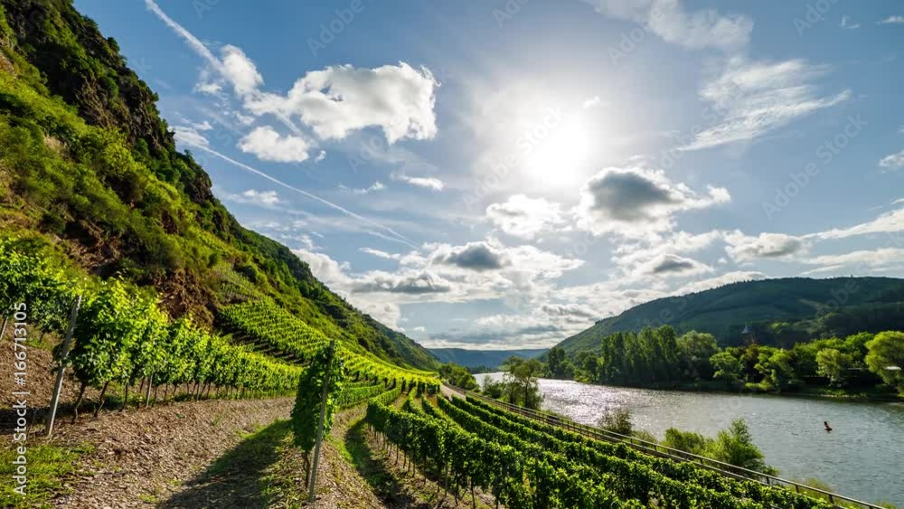 Mosel River Timelapse 4K - Zoom In
