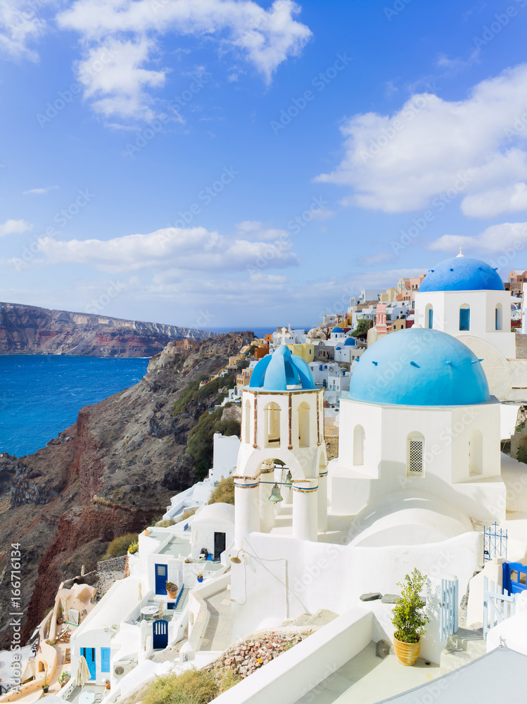 Fototapeta premium Krajobrazowa Santorini wyspa, Fira, Grecja