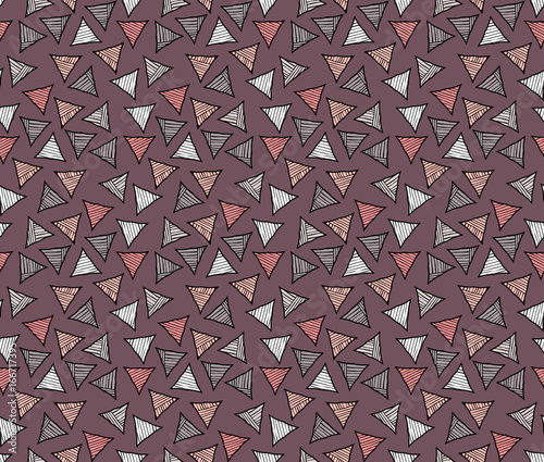 Rough hatched triangles colored on brown