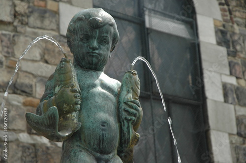 Sprudelnde Lebensfreude. Das Fischpüddelchen in Aachen