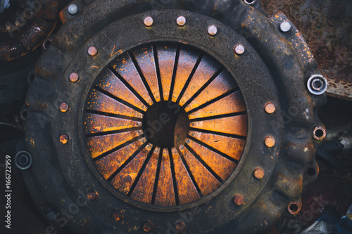 scrap clutch in vehicle repair plant