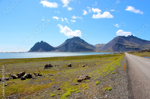 South-east Iceland    j    vegur 1