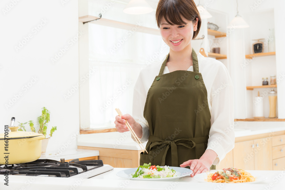 料理を作る と 料理する はどう違いますか?, 料理を作ると調理するの違い – ITWL