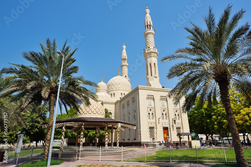 Jumeirah mosque in Dubai photo