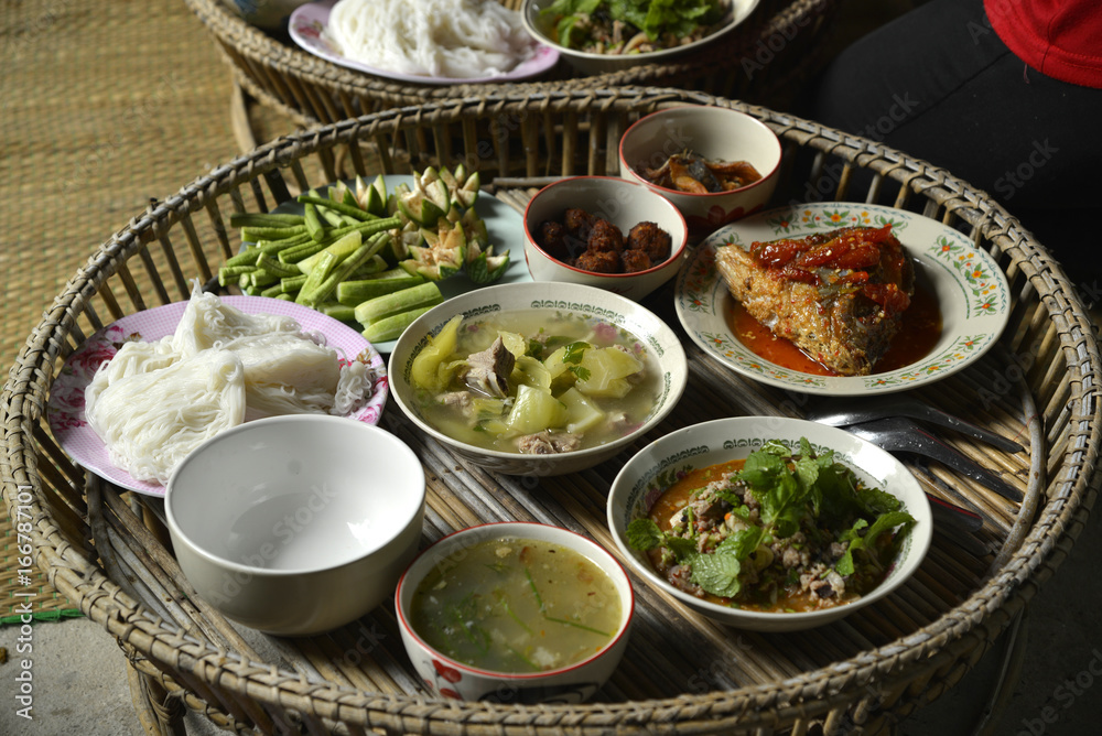 Strassenrestaurant und Lebensmittel in Asien, Streetfood