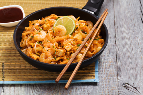 Pad Thai. Thailand's national dishes, stir-fried rice noodles