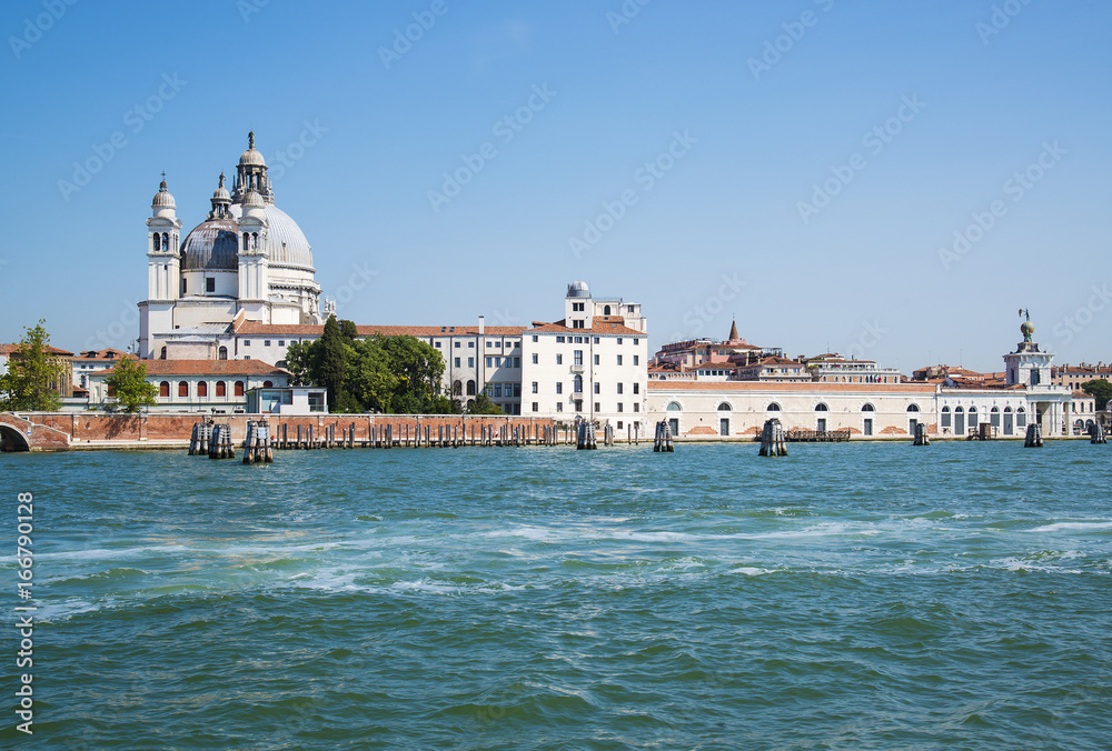 мView of the buildings of Venice from the Grand Canal