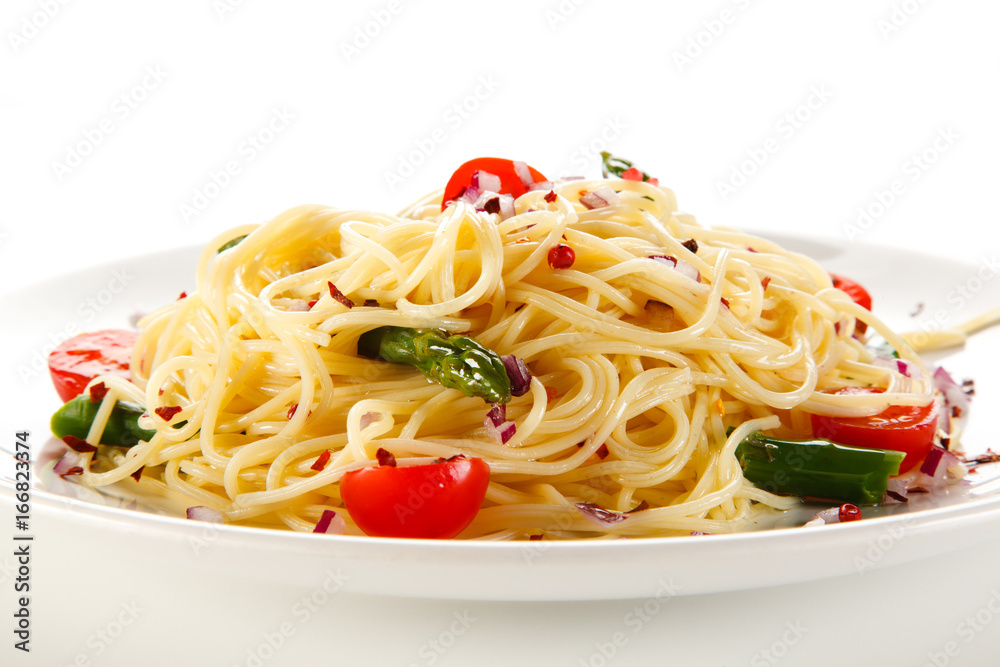 Pasta with vegetables 