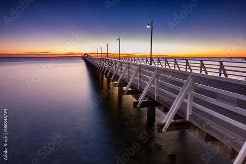 Fototapeta Naklejka Na Ścianę i Meble -  sunrise over the pier