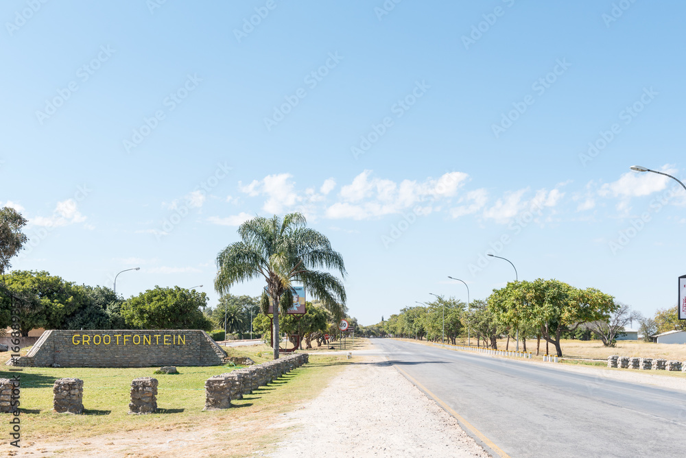 Fototapeta premium B8-road entrance to Grootfontein
