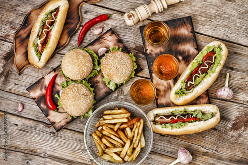 Принти на полотні Concept of eating outdoors