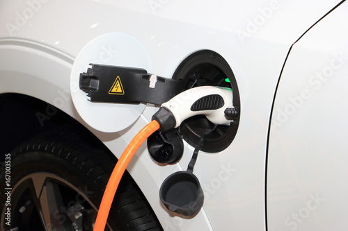 Electric car charging, Vehicle rechargeable batteries