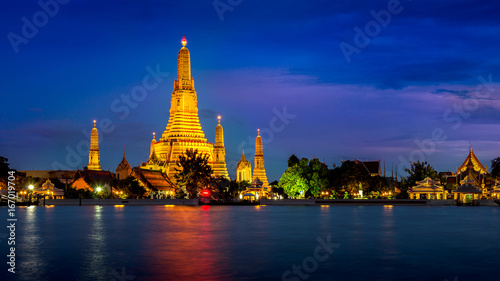 Wat Arun temple in Bangkok, Thailand. photo