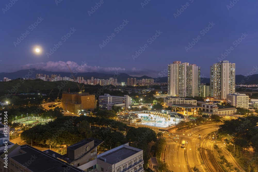 Obraz premium Full moon over Hong Kong City