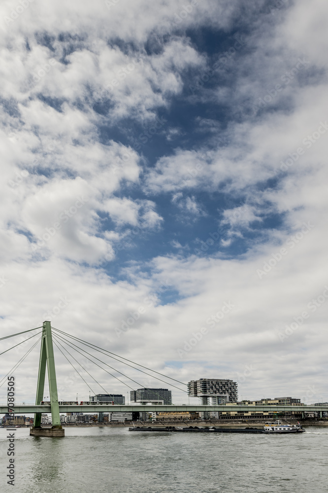 Naklejka premium Severinsbrücke