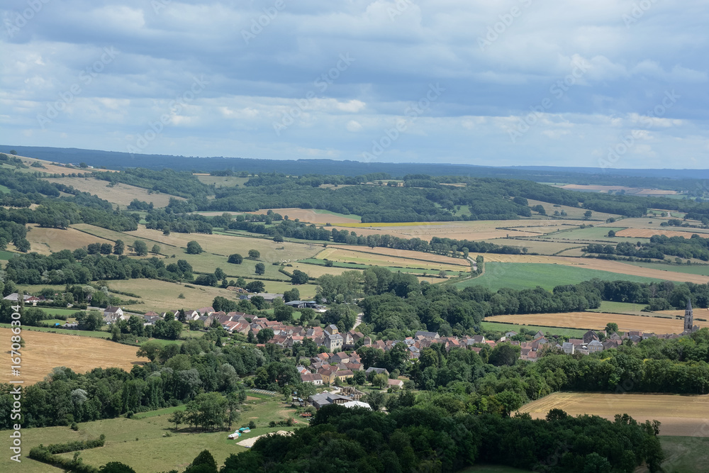 village : Saint Père