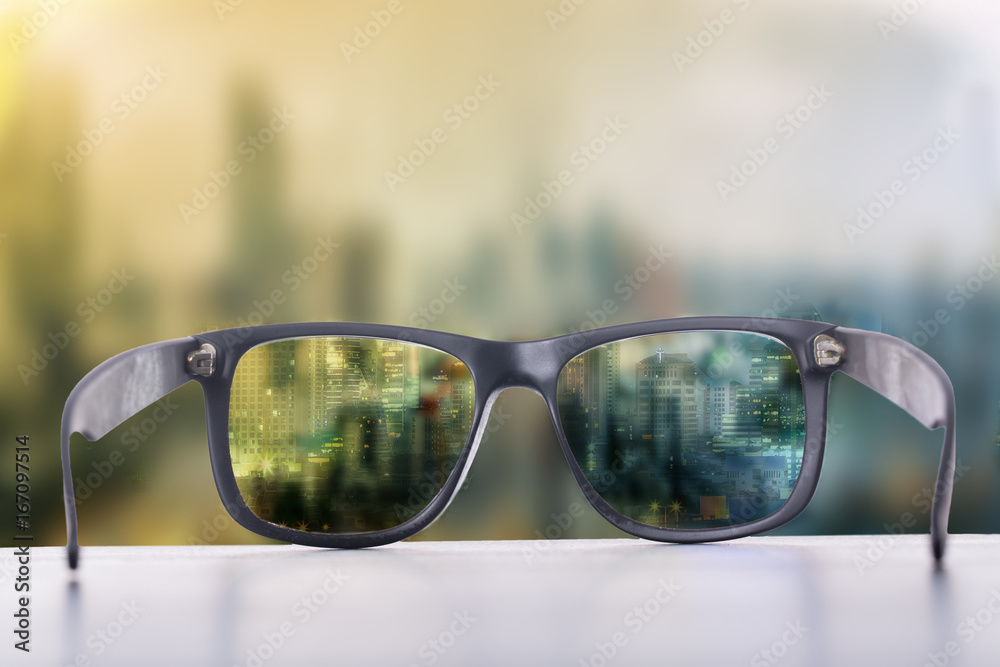 Vision glasses focus
