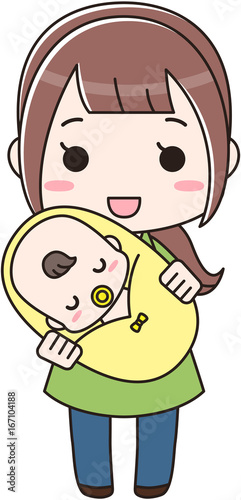 緑のワンピースを来たお母さんに抱っこされる赤ちゃん