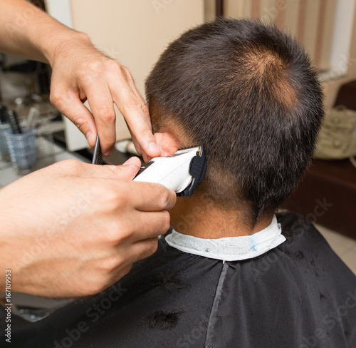 Fashionable men's haircut in a beauty salon