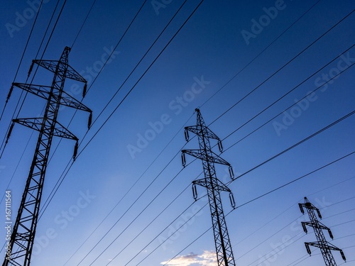 Power line silhouette structure