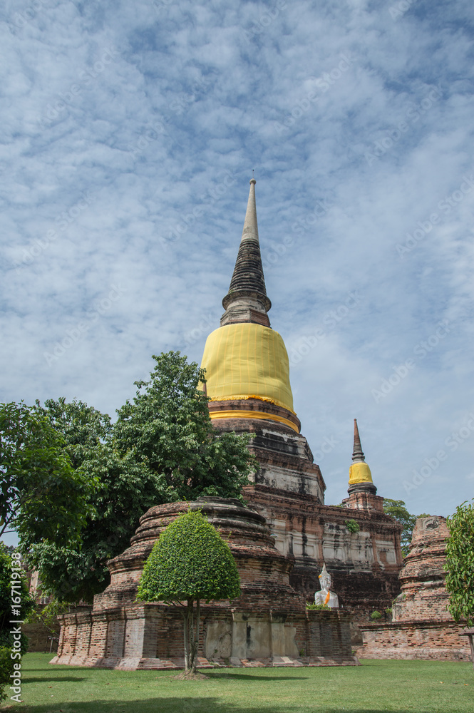 Fototapeta premium chaimongkol pagoda