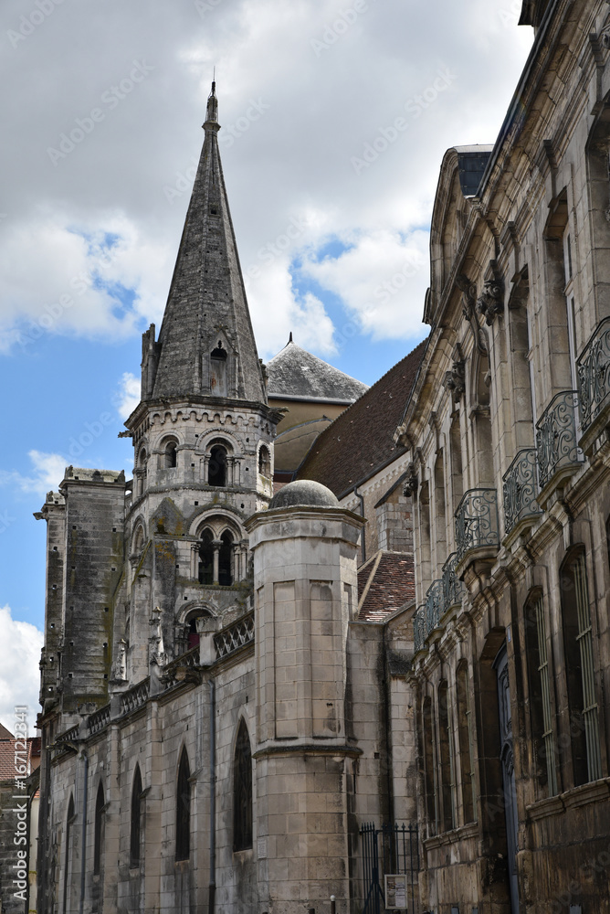 Eglise Saint-Eusèbe à Auxerre en Bourgogne, France