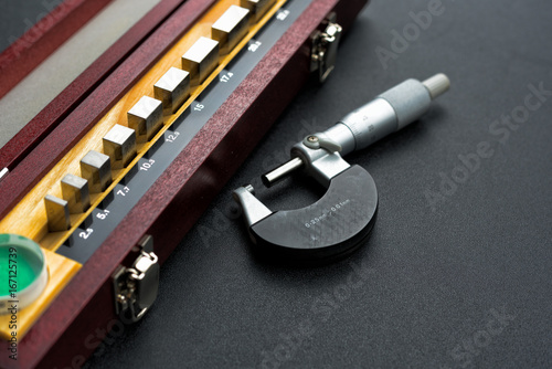 Fotografia Gauge block set for calibration micrometer