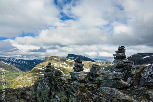 Blick vom Berg Dalsnibba in Norwegen © Rico Ködder