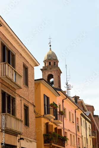 fassade eines hauses in rimini 