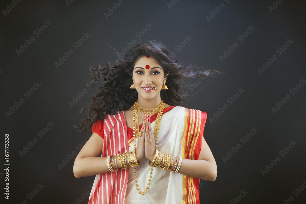 These Bengali hairstyles will perfectly complement your attire during Durga  Pujo :::MissKyra