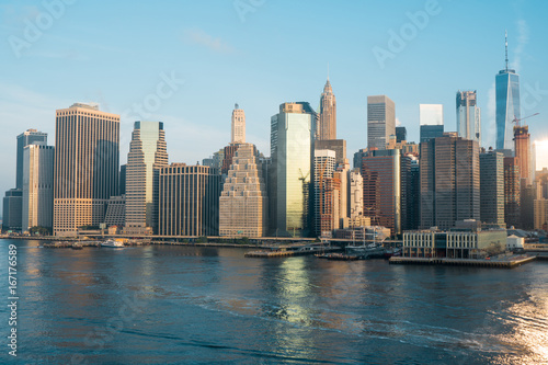 Sunrise in New York City  © rouda100