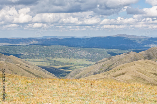 Landscape with beautiful clouds and mountain views.