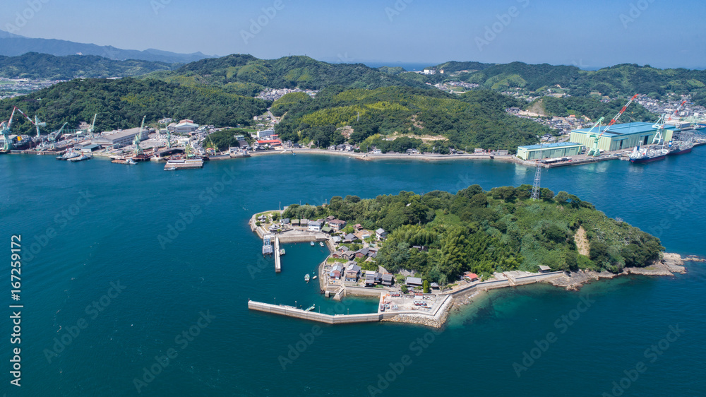 Fototapeta premium 来島(愛媛県今治市) 空撮
