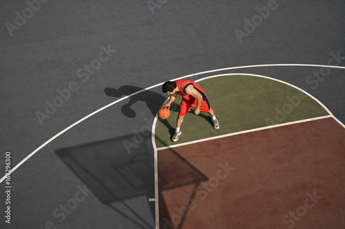 Man playing basketball 