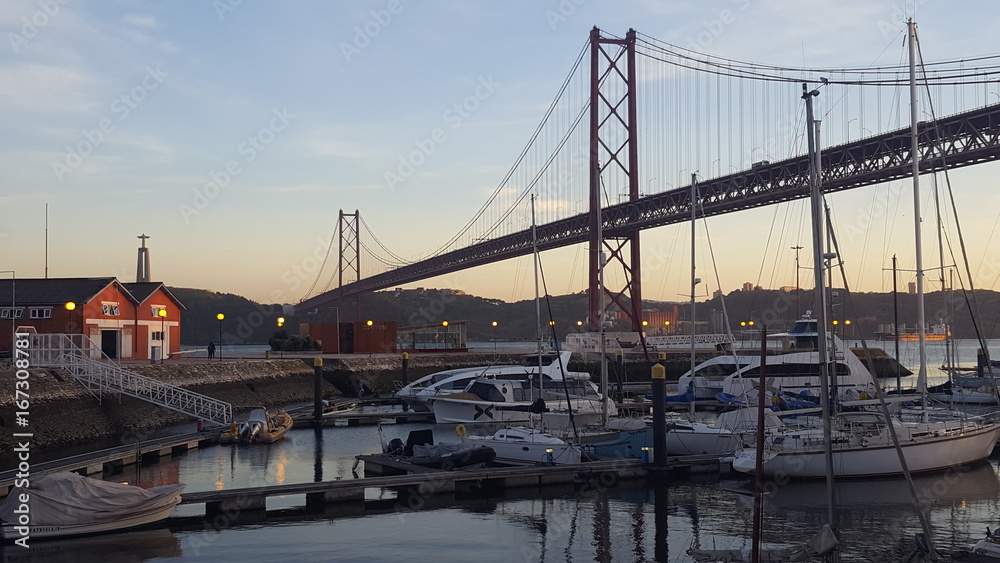 25 April bridge from Lisbonne , Portugal 25 April bridge from Lisbonne , Portugal