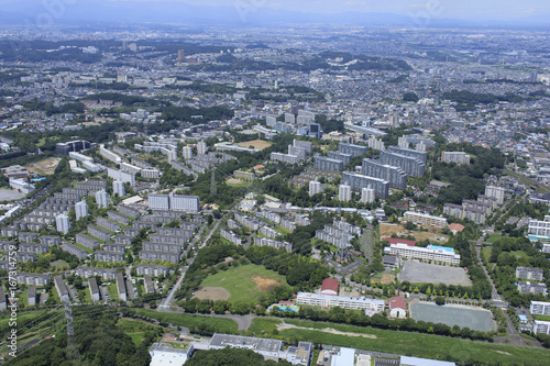 郊外の住宅地／多摩ニュータウン